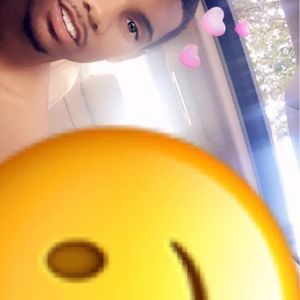 Meet your Posher, Levi